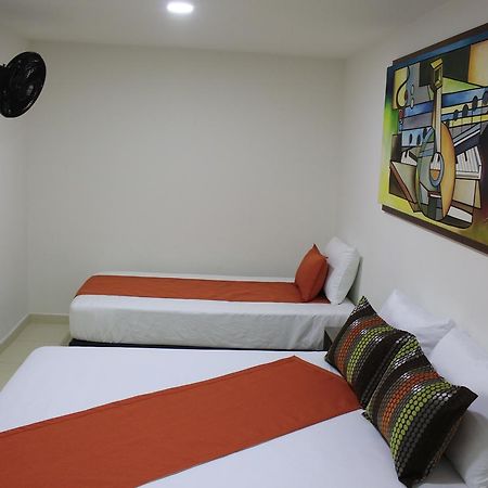 Hotel Pereira 421 Экстерьер фото