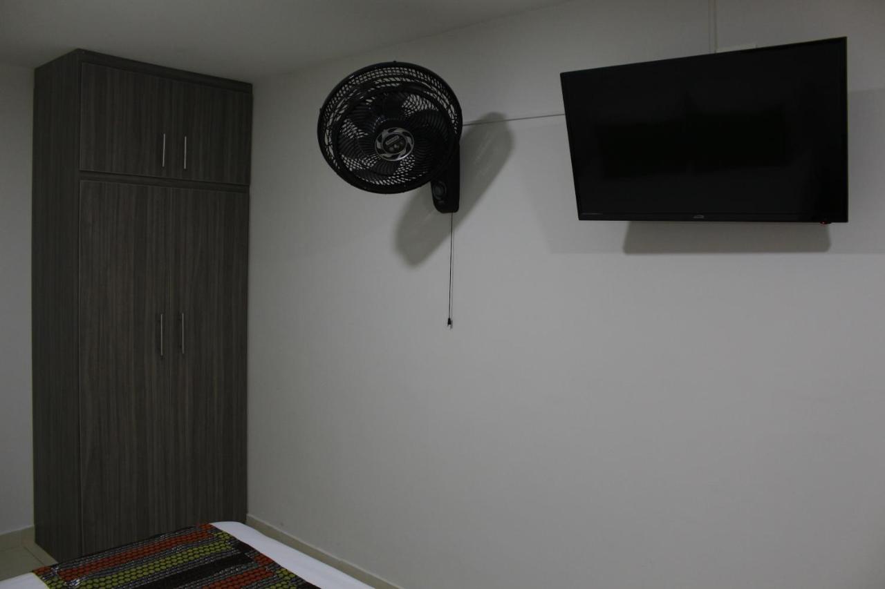 Hotel Pereira 421 Экстерьер фото