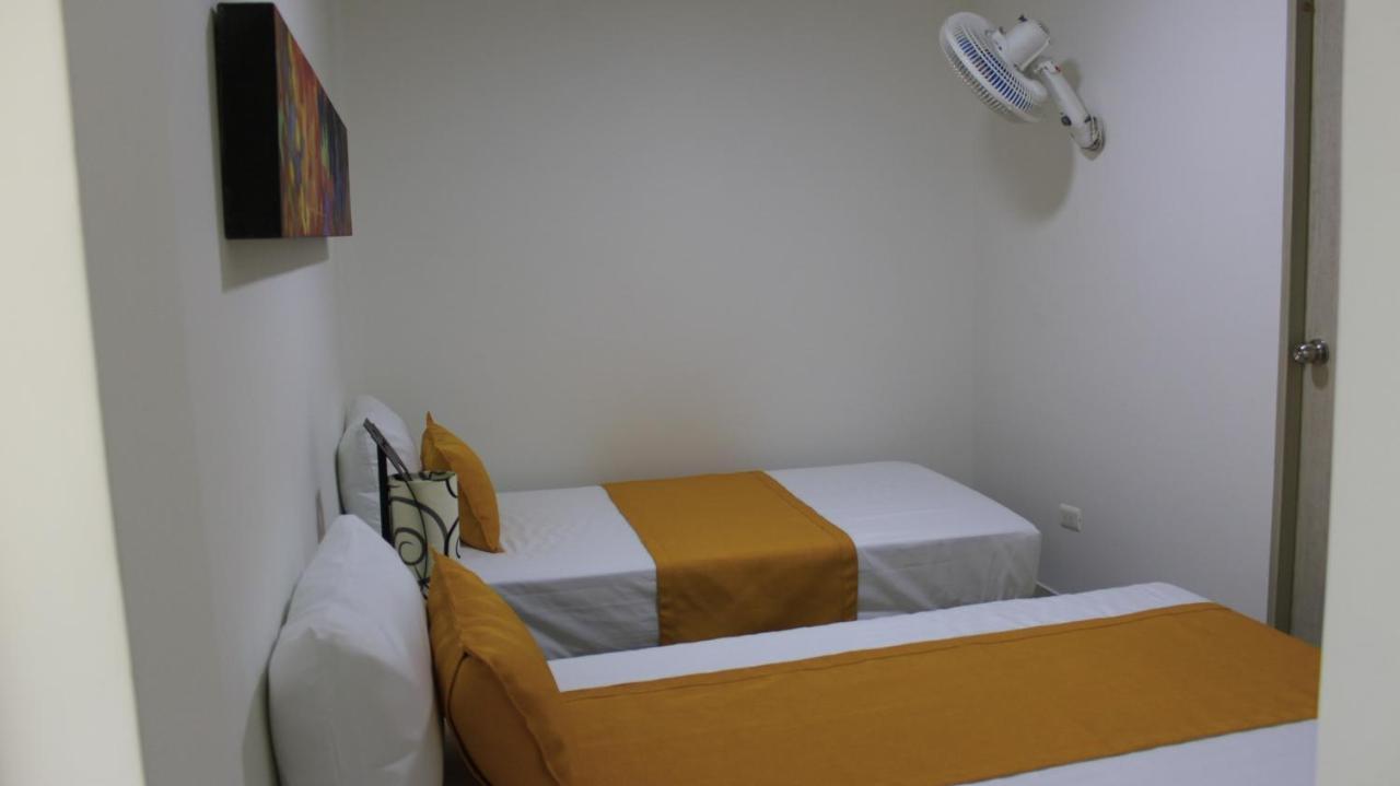 Hotel Pereira 421 Экстерьер фото