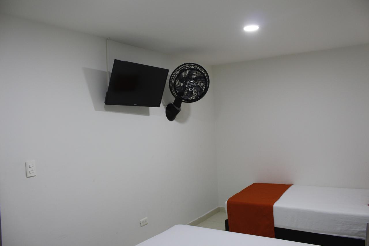Hotel Pereira 421 Экстерьер фото